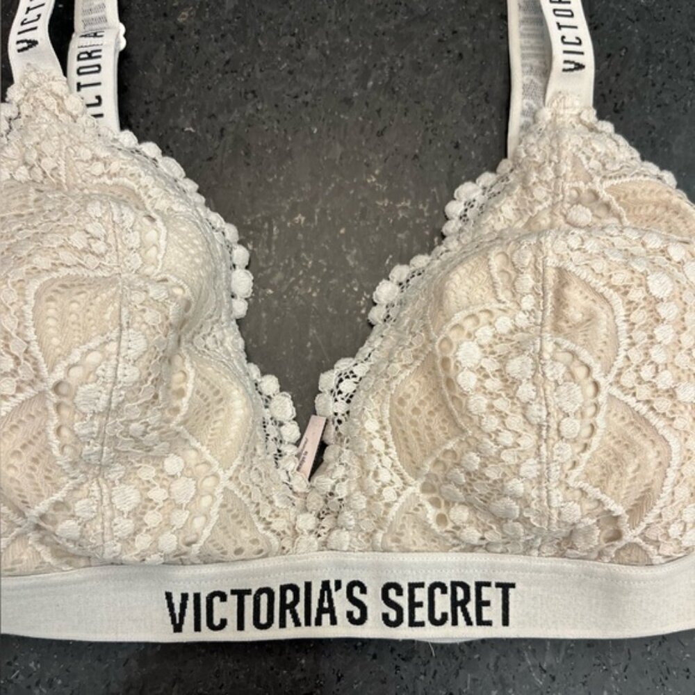 Y2K Victoria’s Secret Lace Bralette Ivory White Size L - Picture 3 of 5